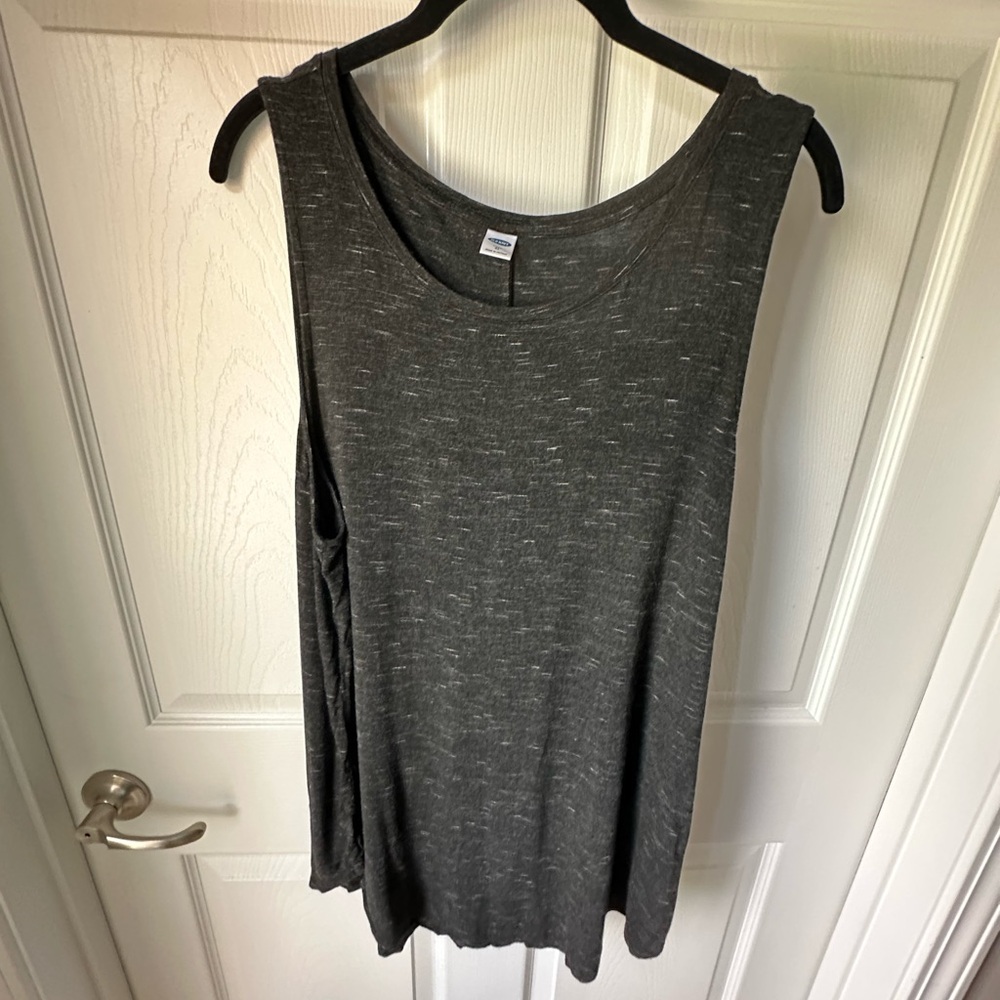 Old Navy Charcoal Luxe Tee XL